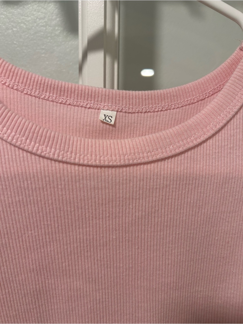 Soft Pink Ribbed Cropped Tank - Picture 3 of 3